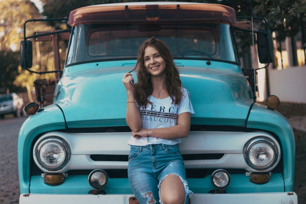 How To Attract A Foreign Women In Online Dating